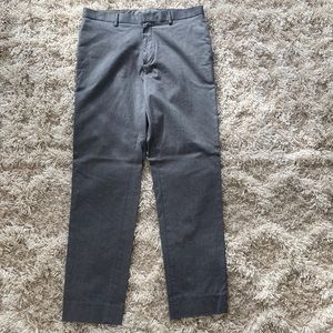 Men’s Banana Republic Tapered Fit Dress Pants. Smoking Grey size 33x32.